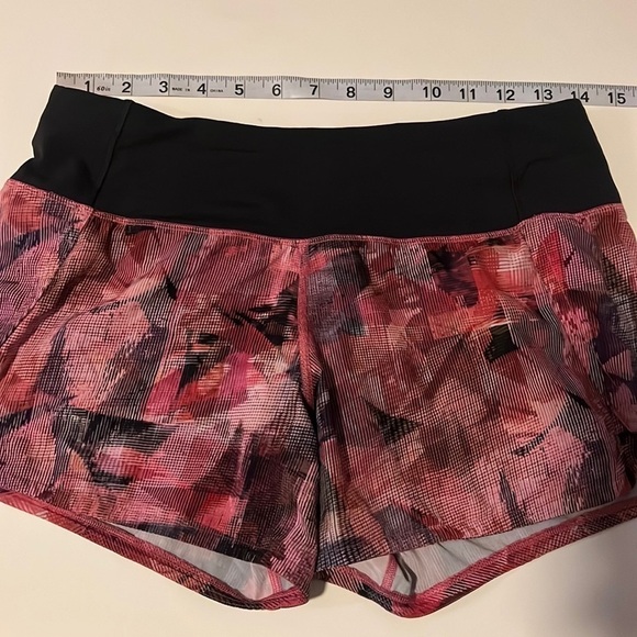 Lululemon Run Times Short II *4" - Picture 6 of 6